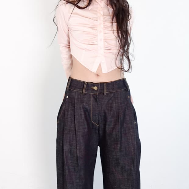 샵페어리 센터셔링 블라우스