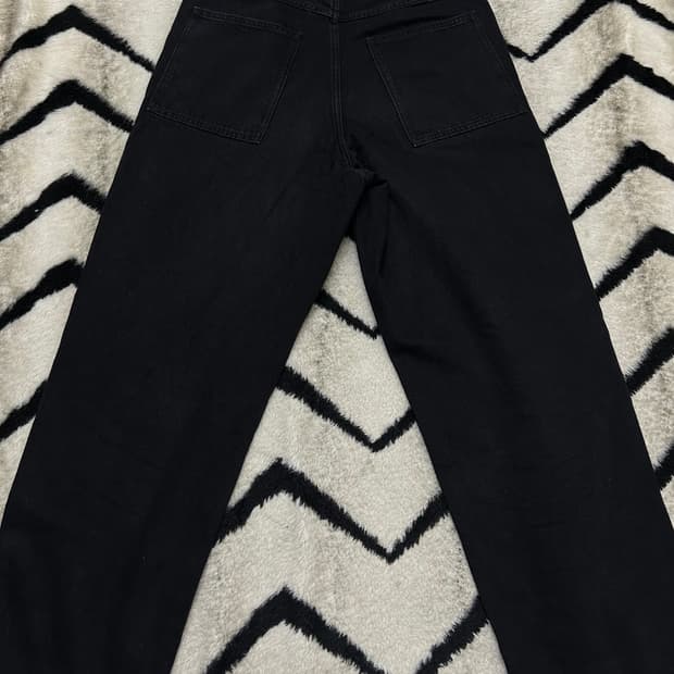 [31]유니클로U 와이드핏 컬러진/블랙