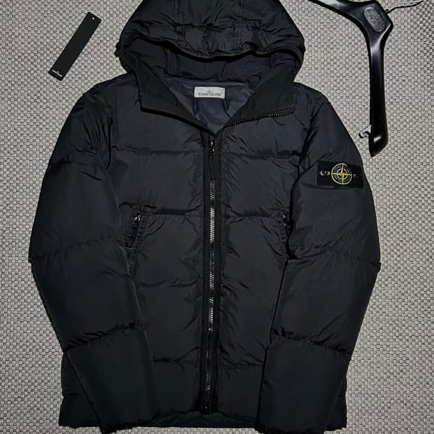 [21fw] 스톤아일랜드 크링클랩스 패딩 m