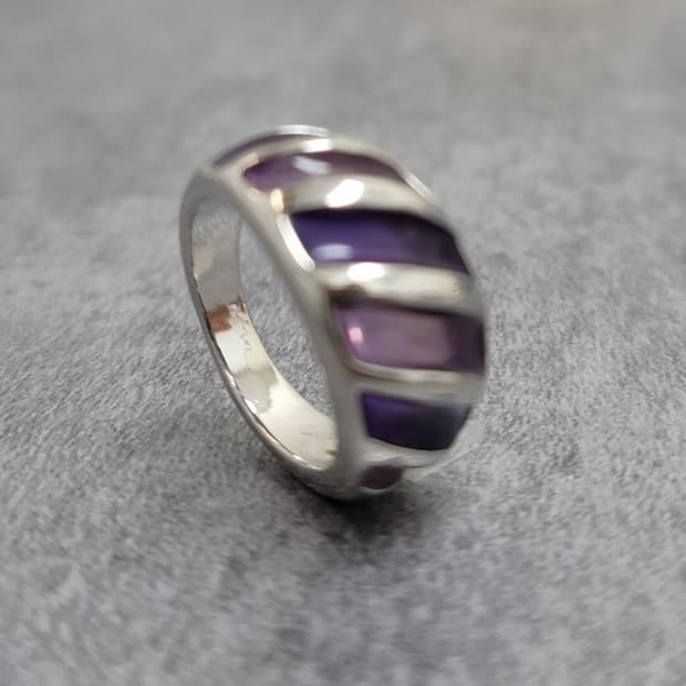 unique ring