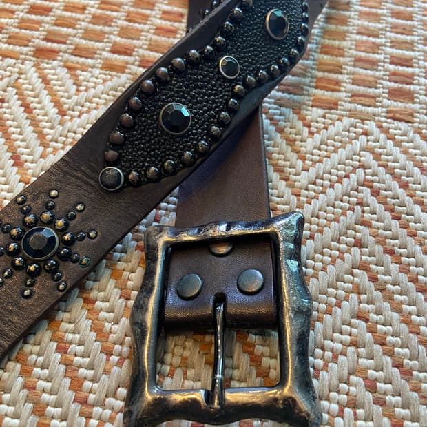 90s Sunburst Studded Oiled Leather Belt