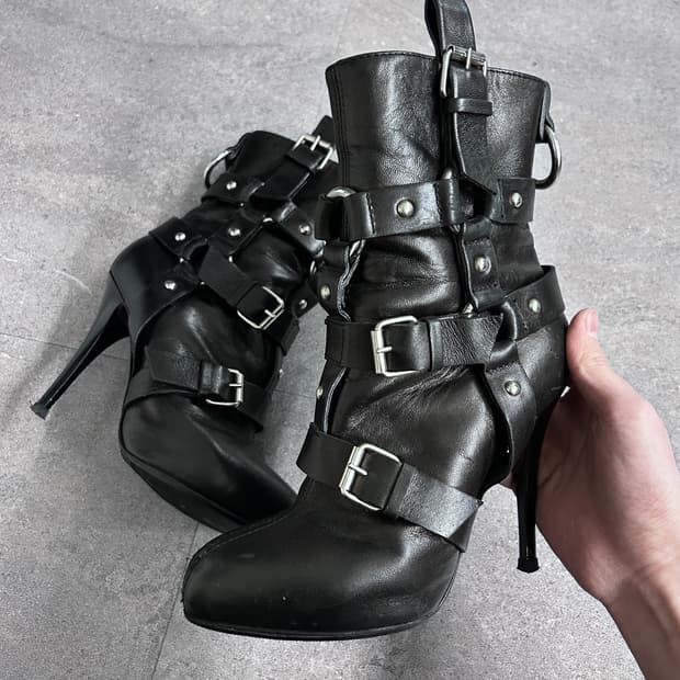 쥬세페 자노티 멀티 하네스 앵클 부츠