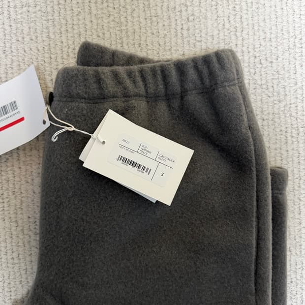 리에르 플리스 트라우저 캐슬락