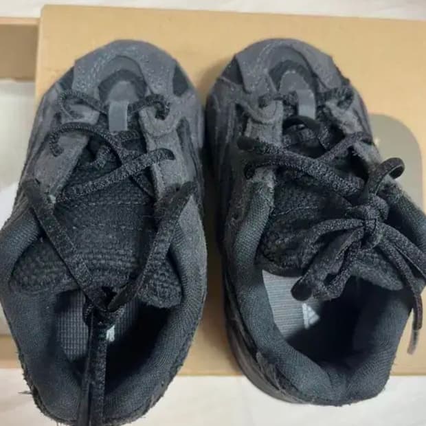 아디다스 이지700반타 td120