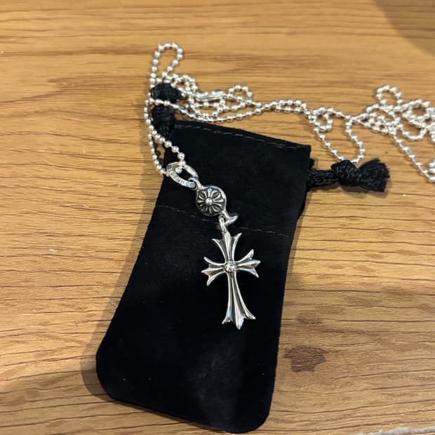 새상품 영수증 원본 크롬하츠 원볼 타이니 크로스 