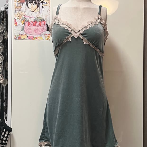 오네갸루 벨벳 레이스 슬리브리스