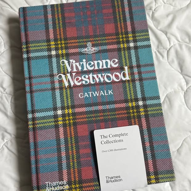 Vivienne Westwood 비비안웨스트우드 캣워크