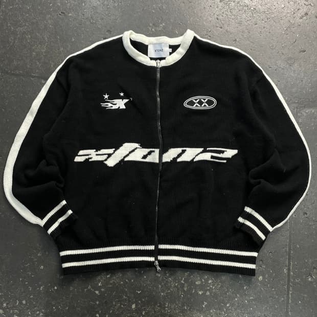 100 엑스톤즈 스포티 라운드 니트집업 