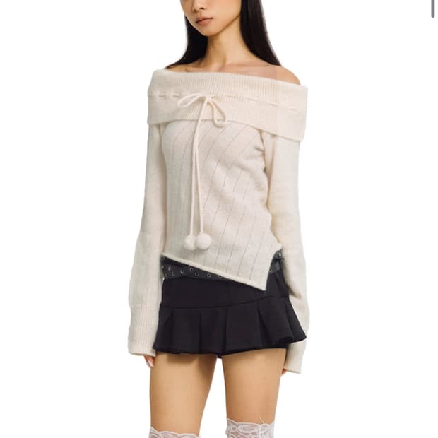 포어링 코튼캔디 오프숄더 니트