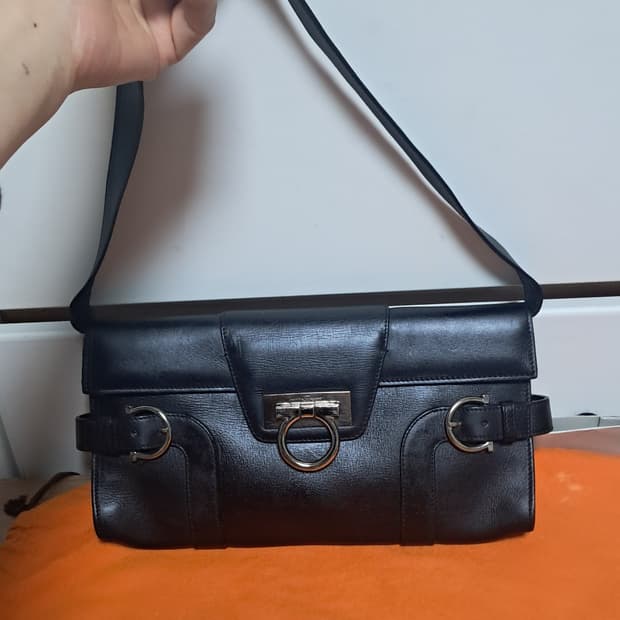 정품 페라가모 간치니 백 숄더백 가방