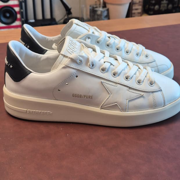 250-255(39) 정품 골든구스 퓨어스타화이트 블랙탭 스니커즈 