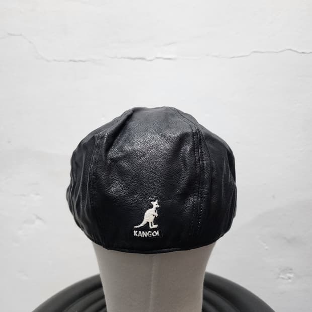 캉골 가죽 뉴스보이 헌팅캡 (일본판)