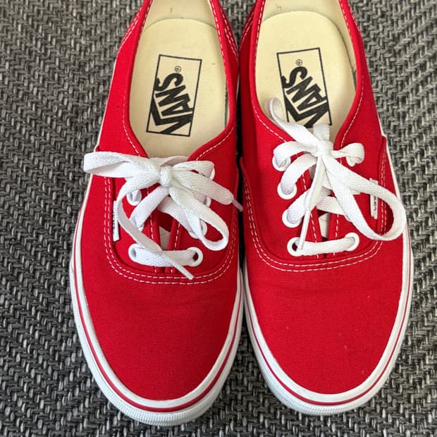 반스 어센틱 220
