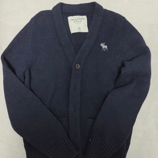 안녕하세요!
​아베크롬비 앤 피치(Abercrombie & Fitch) 