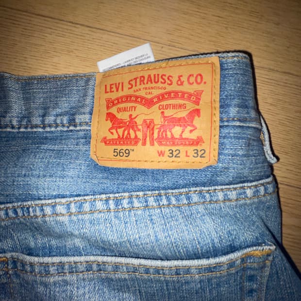 [32x32] 리바이스 569