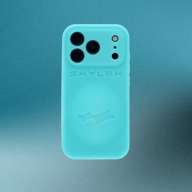 skylrk 범프 케이스 super blue 아이폰 17 pro