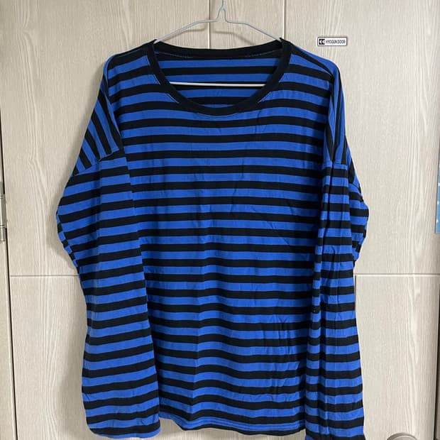 [F]스트라이프 롱슬리브 블루