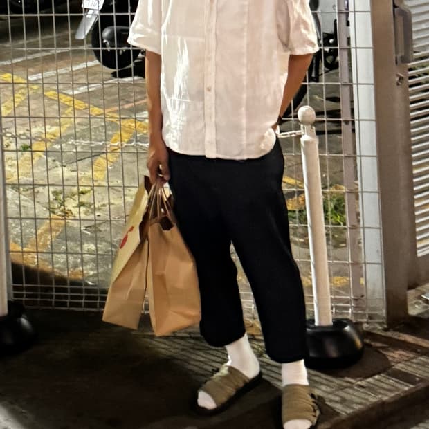 꼼데가르송 옴므 턱 와이드 코튼 팬츠