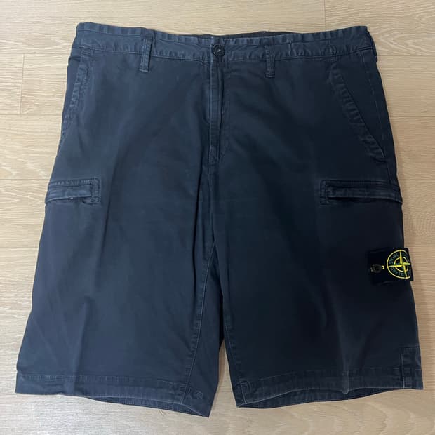 스톤아일랜드 카고 반바지 블랙 정품 사이즈 34