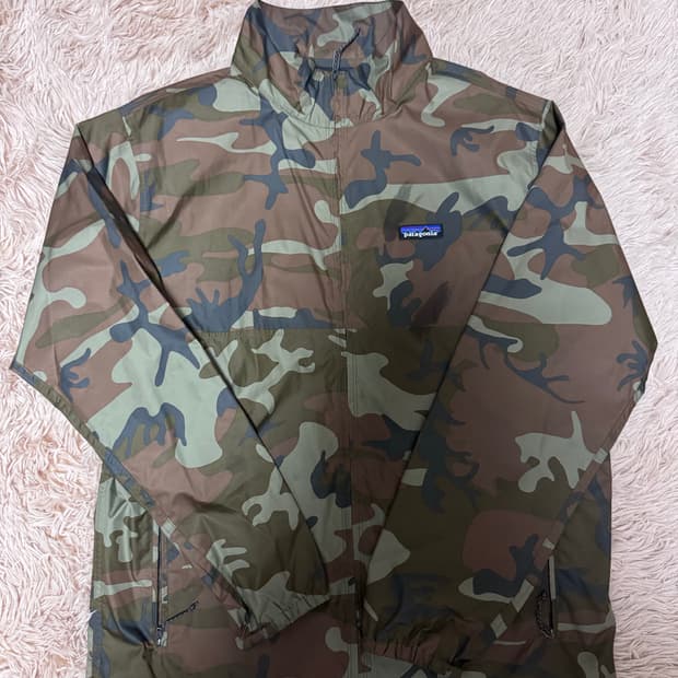 파타고니아 카모 자켓 바람막이