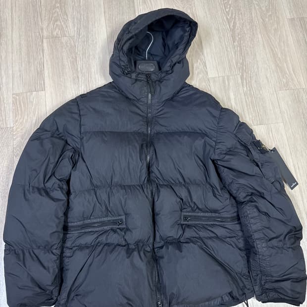 22FW L 스톤아일랜드 크링클랩스 패딩 블랙