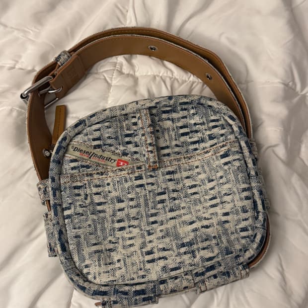 디젤 숄더백