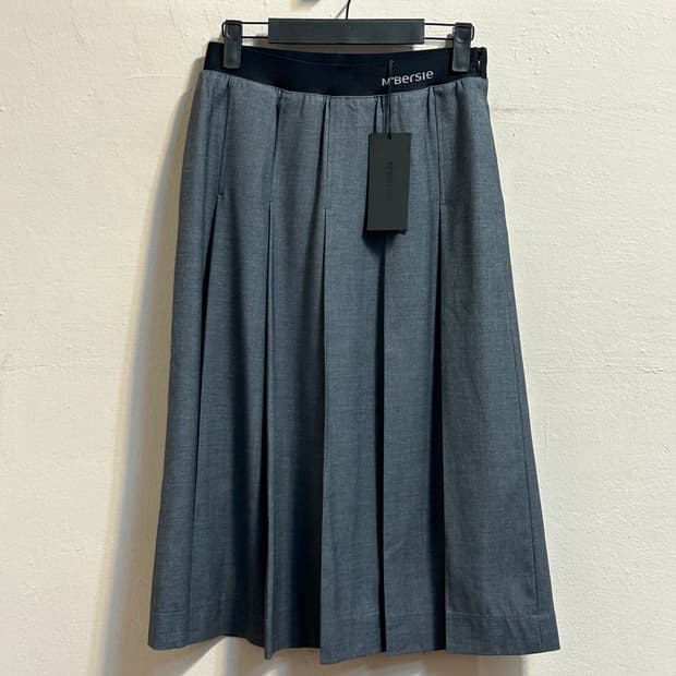 (deadstock) 엠버시 하이웨스트 플리츠 미디 스커트