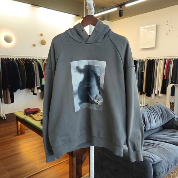 준지 20FW 엠브로이더리 레터링 절개 후드티