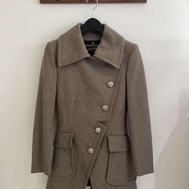 비비안웨스트우드 코트