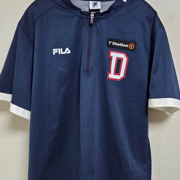 두산 베어스 휠라 반팔 바람막이