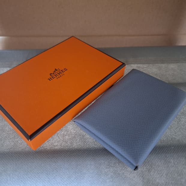 정품 에르메스 칼비 카드지갑 판매합니다