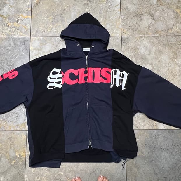 스키즘 인듀싱 페이크 리워크드 후드집업