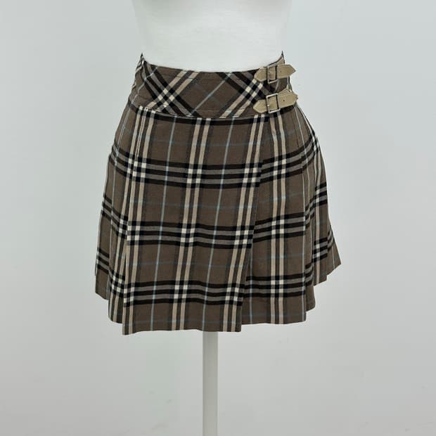 버버리 블루라벨 플리츠 랩스커트 36