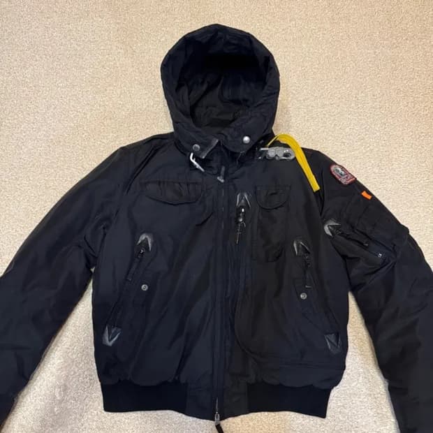 파라점퍼스 고비 마스터피스 20fw L(황금사이즈)