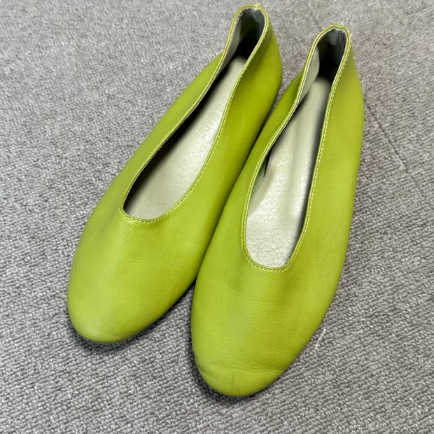 vintage 연두색 양가죽 플랫 230