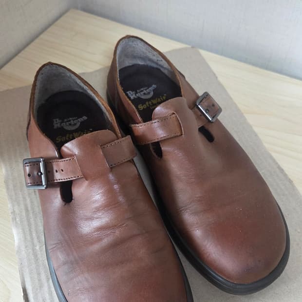 닥터마틴 패트리샤 270