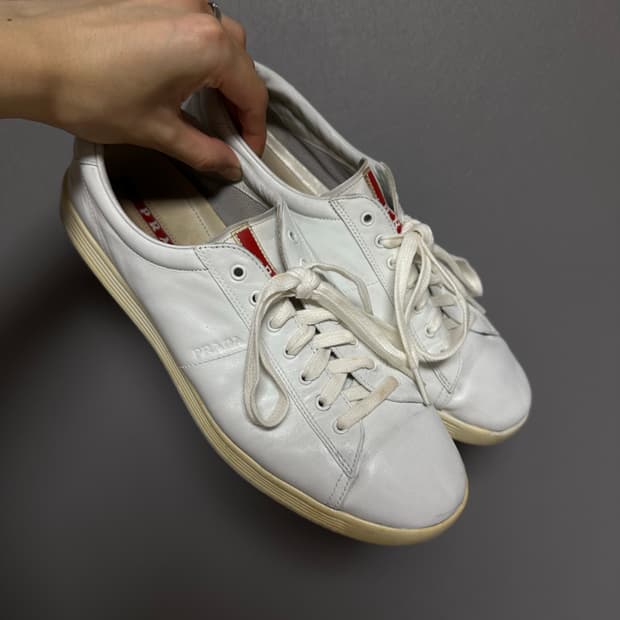 (280) 프라다 레드탭 스니커즈
