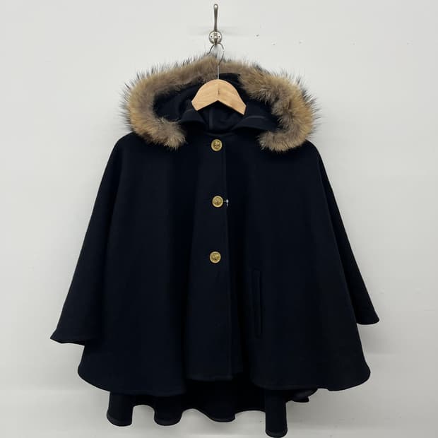 쉽스 후드 퍼 블랙 망토 캐이프 F