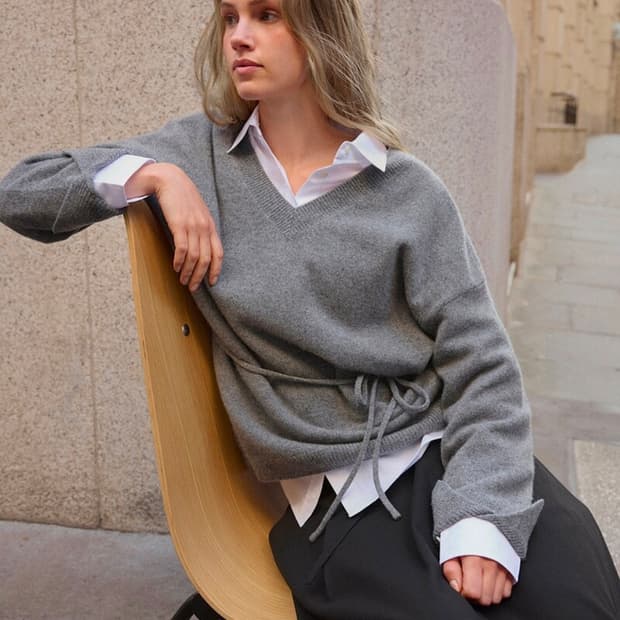 유매르 릴 메리노 브이 니트 그레이 새상품