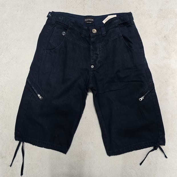 Emporio Armani 사선 집업 블랙 반바지 48사이즈