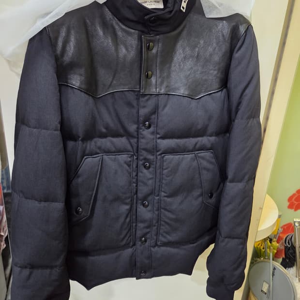 생로랑 가죽 구스 패딩