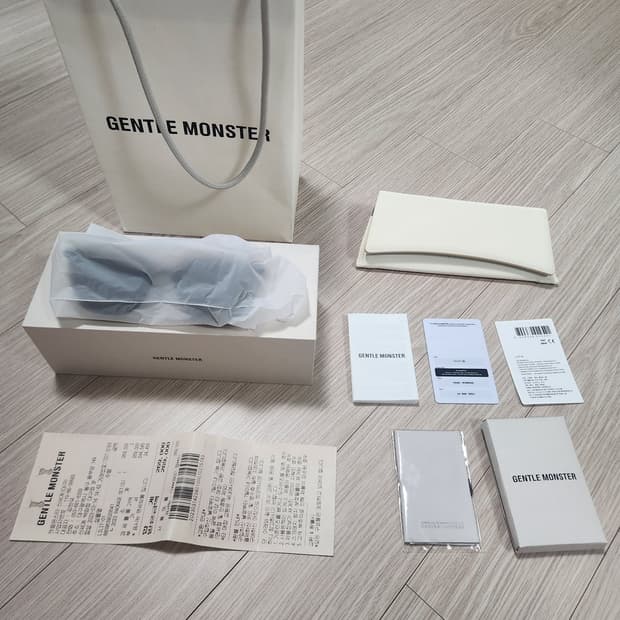 젠틀몬스터 Lilit 릴리트 01 블랙