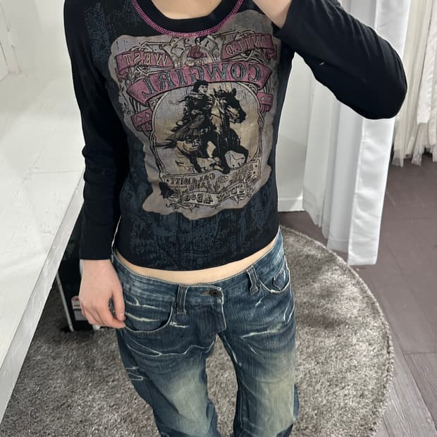 obscure printing longsleeve