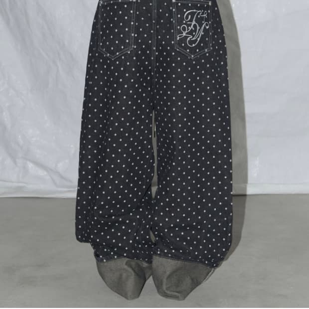 팬시클럽 스트링 도트 롤업 데님팬츠 흑청 땡땡이