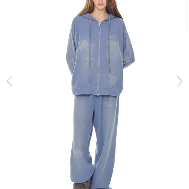 투머치택스 후드집업 구해요