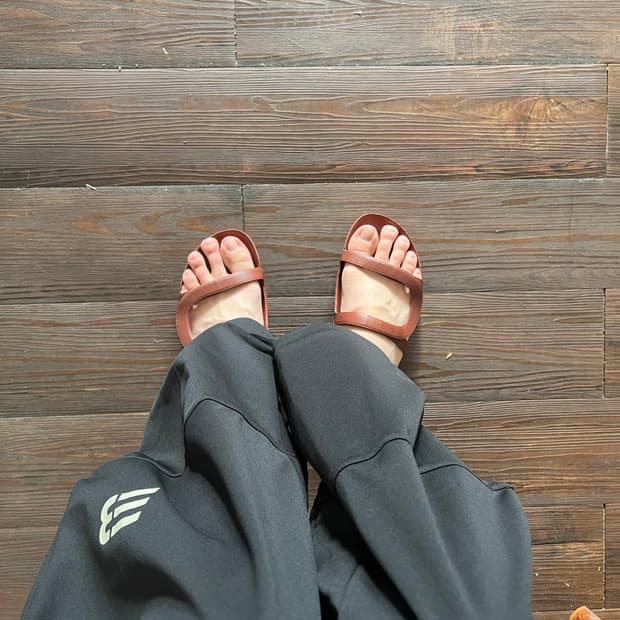 엣콜렉티브 아이작 샌들 43