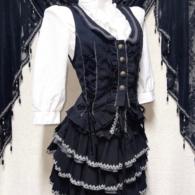 공겜여주 로맨틱고딕 갸루 화이트 프릴러플 블라우스 로걀탑 핀터 대장 일브