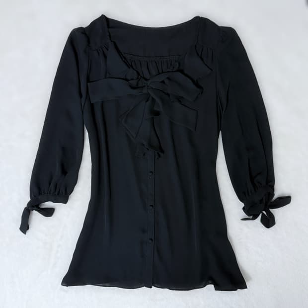 Grace Class 히메갸루 오네갸루 리본 로걀 블라우스 ≽^•⩊•^≼