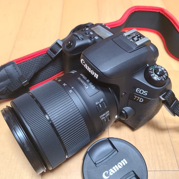 캐논 77d + 18 135 usm 2천컷 미만, 바로 사용 직거래 네고