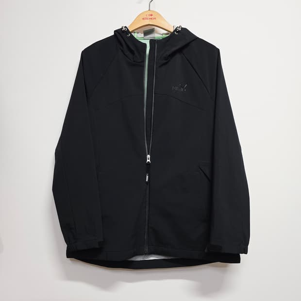 푸마 블랙 후드 바람막이 자켓